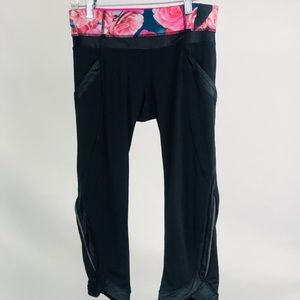 Lululemon 3/4 Leggings Floral Waistband Black